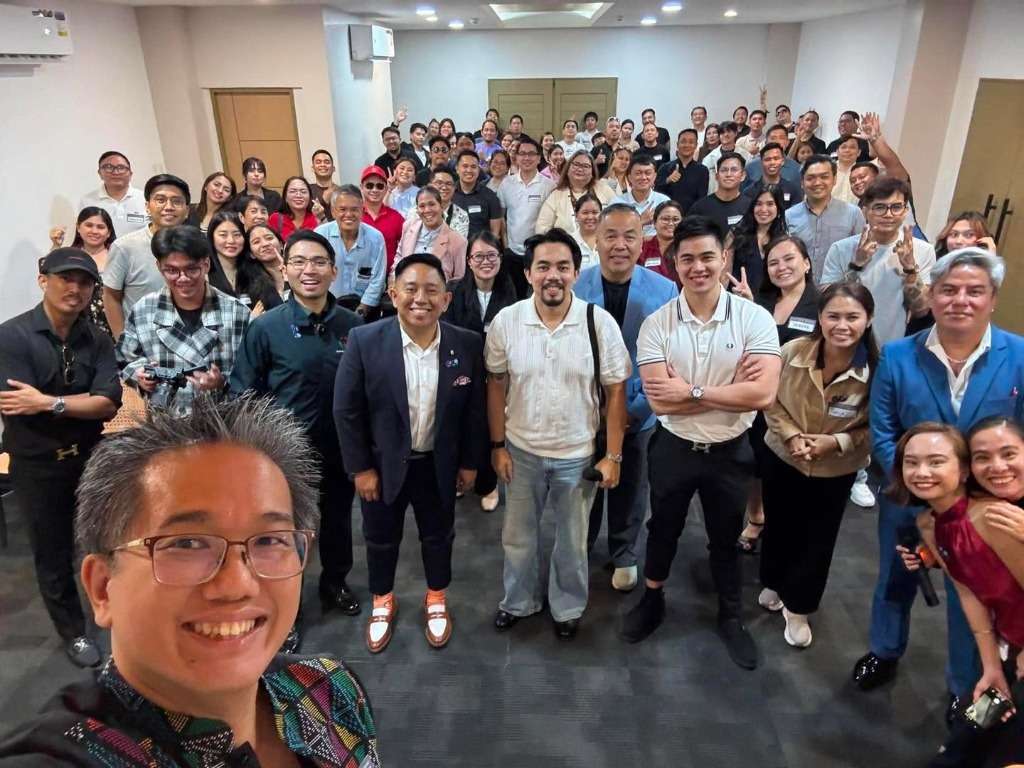 Boss RDR selfie with GCI Growth Sessions Davao attendees